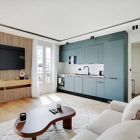 Apartment 13 - Beautiful L013 *