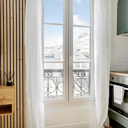 13 - Beautiful L013 Apartment *