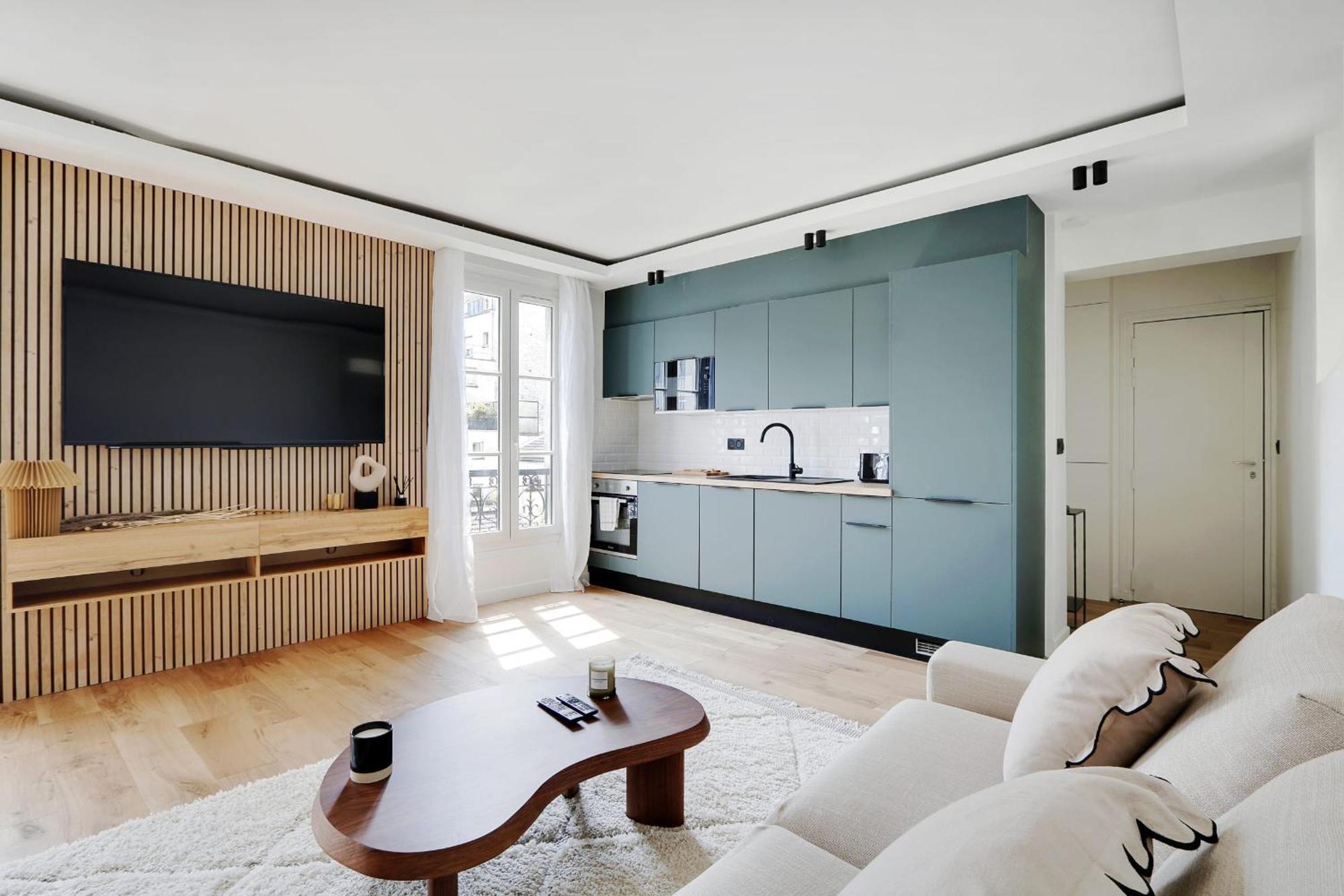 Apartment 13 - Beautiful L013 *